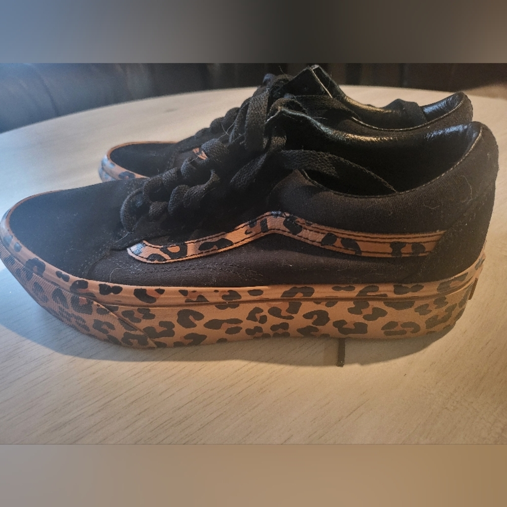 VANS-Leopard Print Black Sneakers